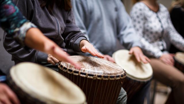 Animation percussions en groupe